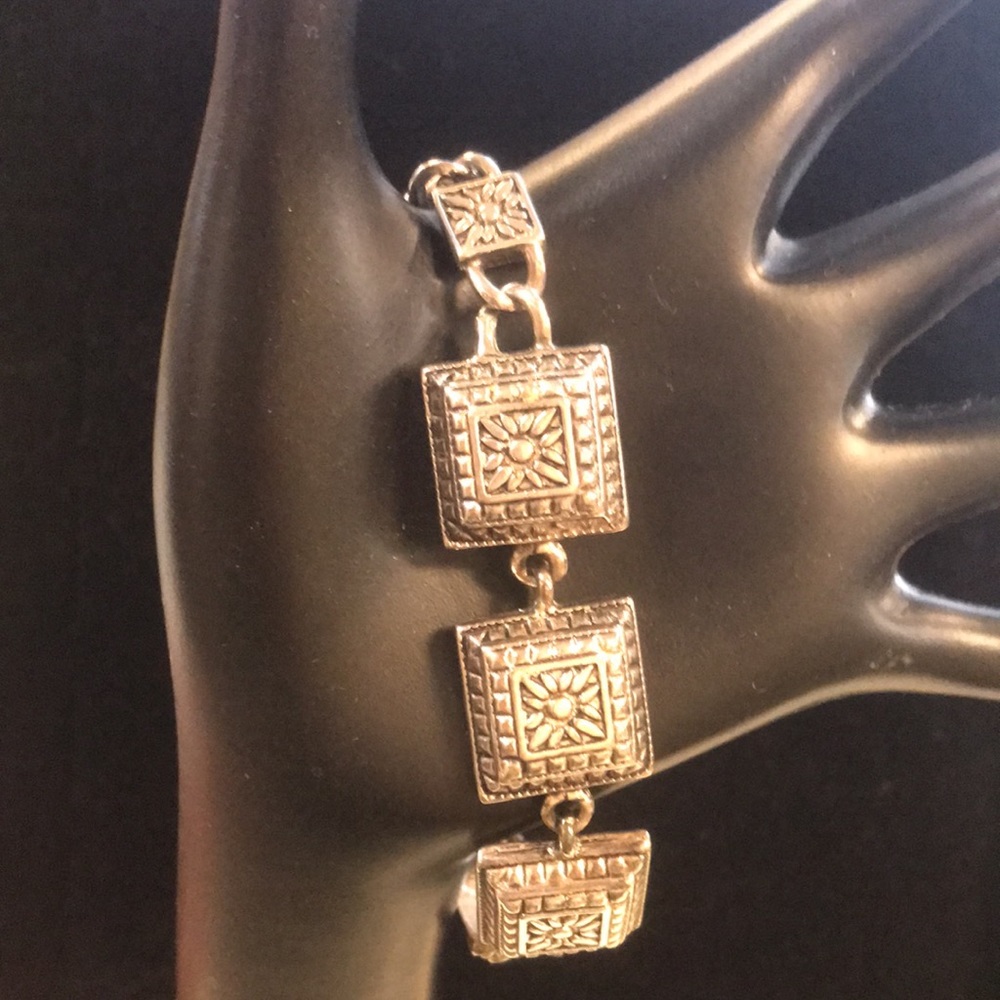 Premier Designs Square Root Bracelet 7-1/2”‎ - Retired